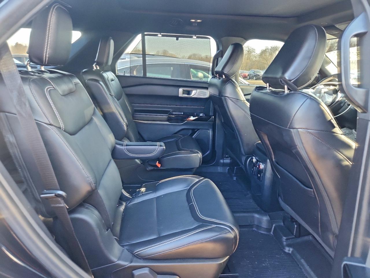 2021 FORD EXPLORER ST photo 11