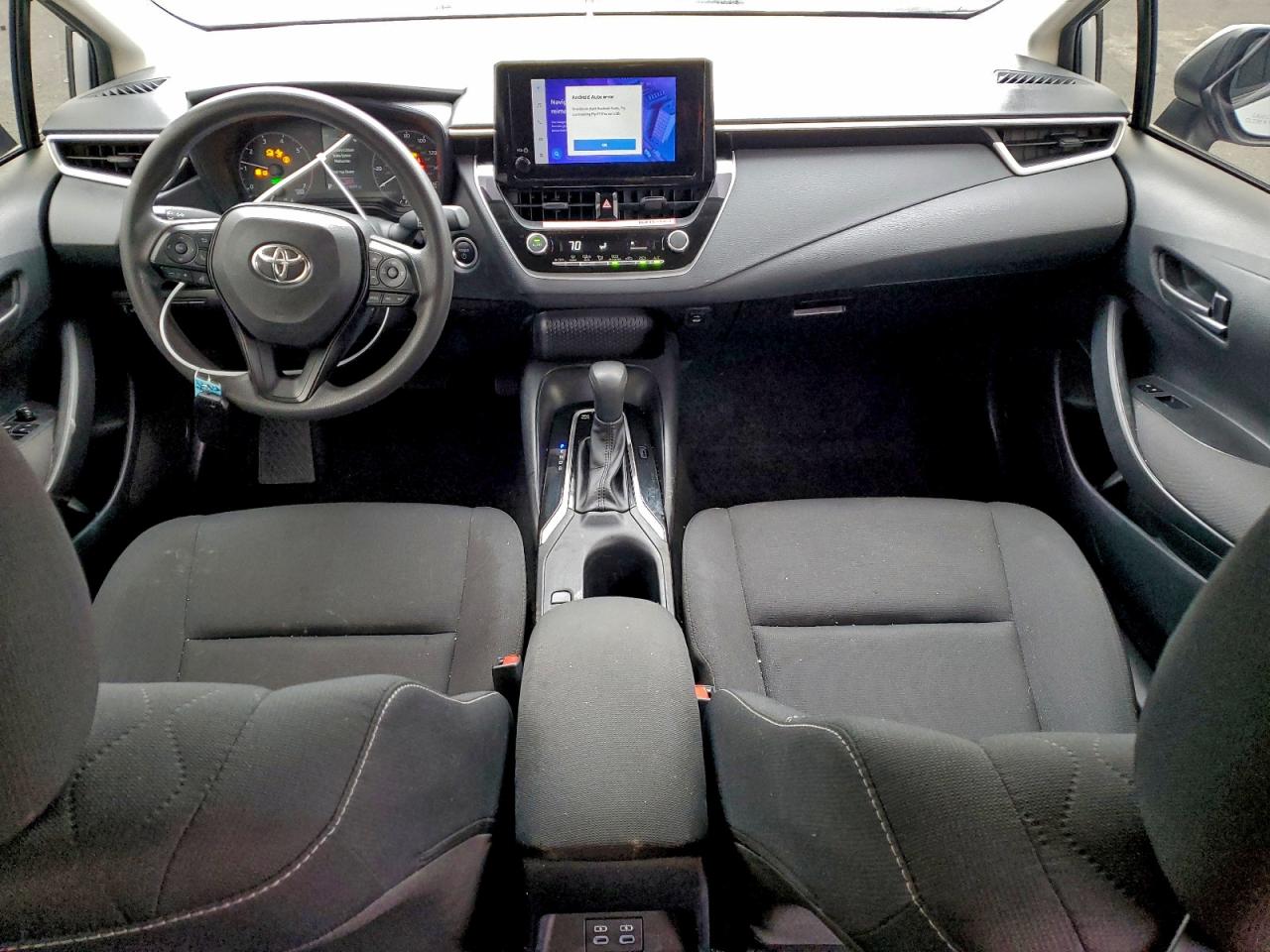 2024 TOYOTA COROLLA LE photo 8