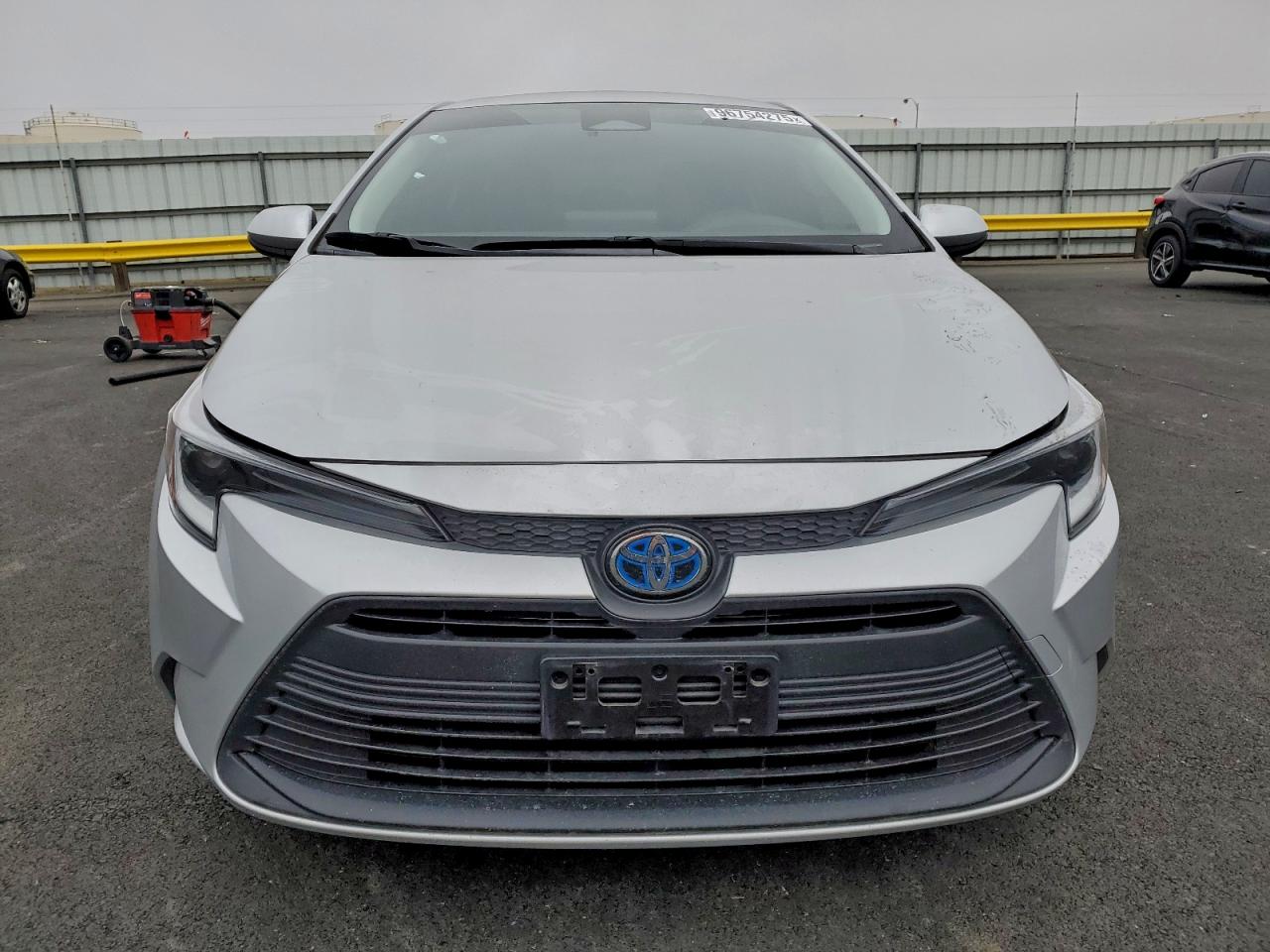 2024 TOYOTA COROLLA LE photo 5