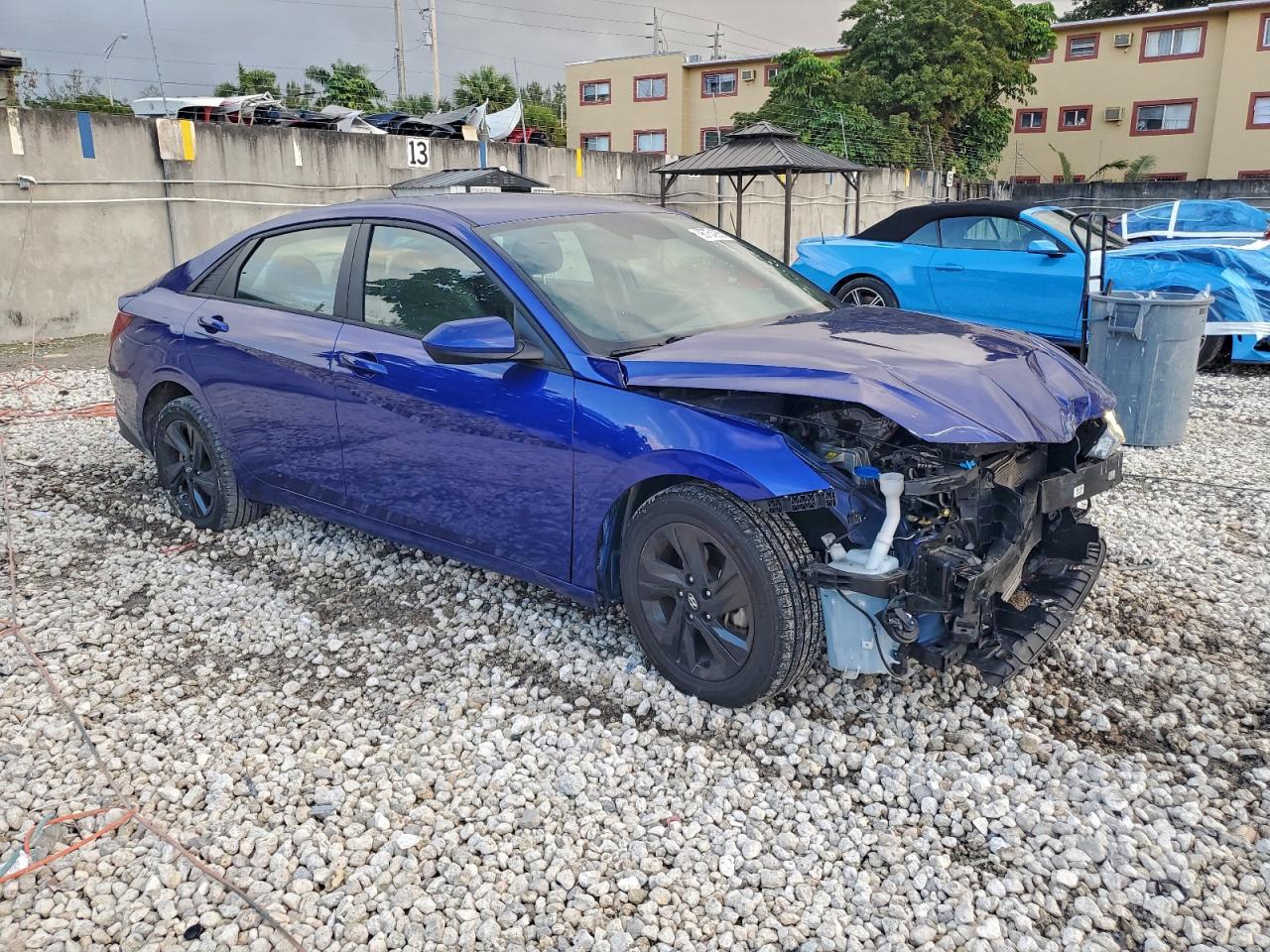 2022 HYUNDAI ELANTRA SEL photo 4