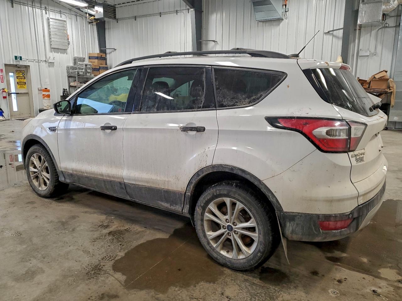 2017 FORD ESCAPE S photo 2