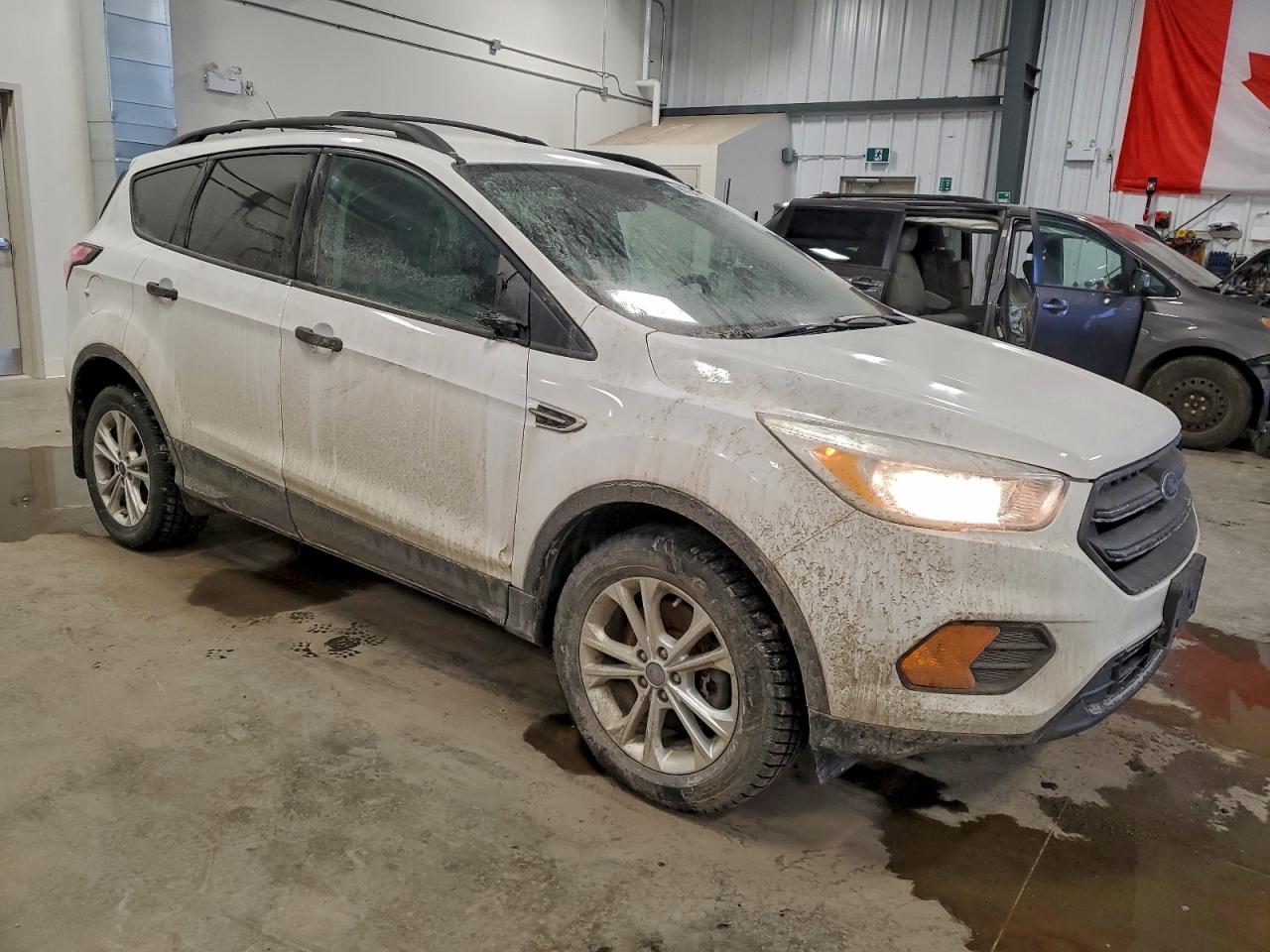 2017 FORD ESCAPE S photo 4
