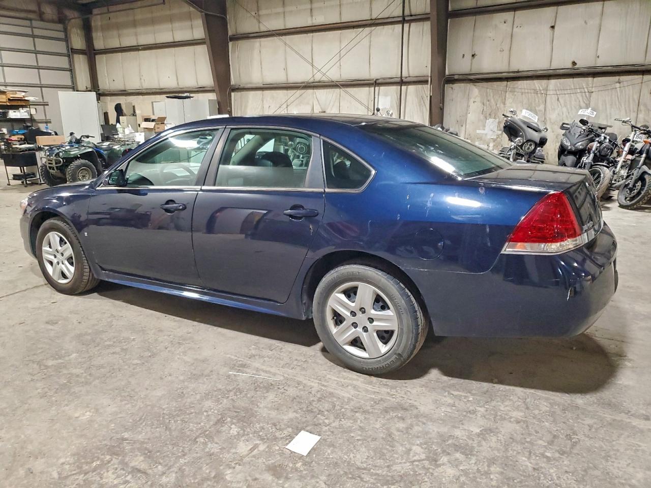 2010 CHEVROLET IMPALA LS photo 2