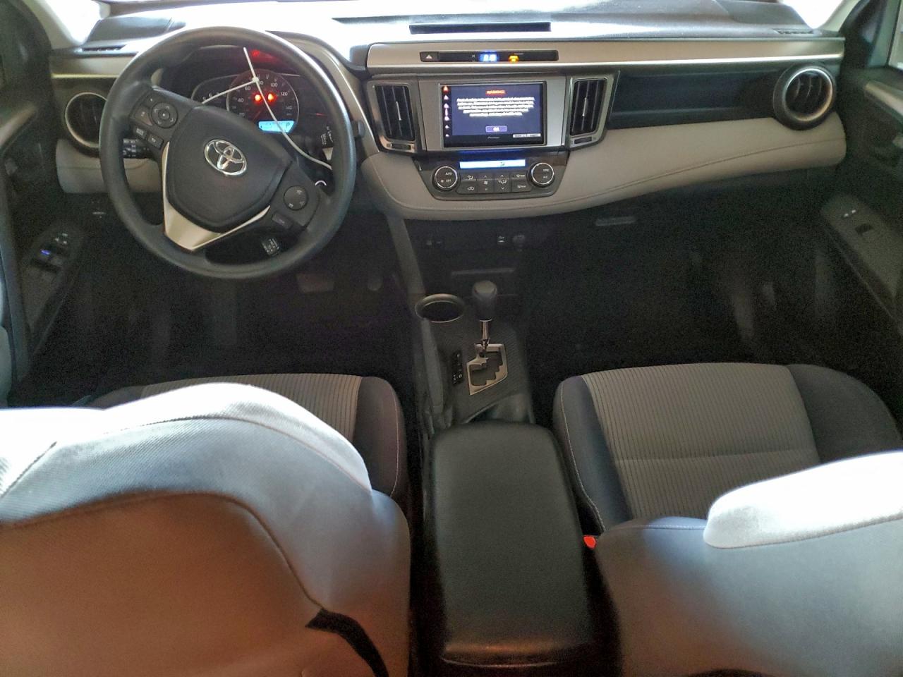 2013 TOYOTA RAV4 XLE photo 8