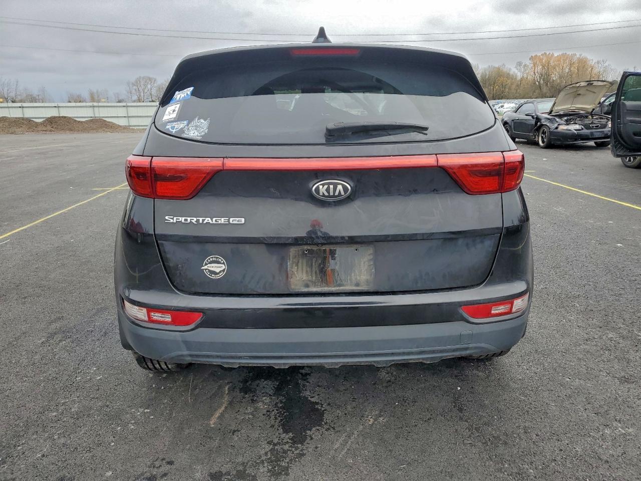 2017 KIA SPORTAGE LX photo 6