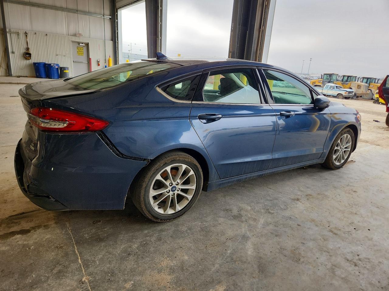 2019 FORD FUSION SE photo 3