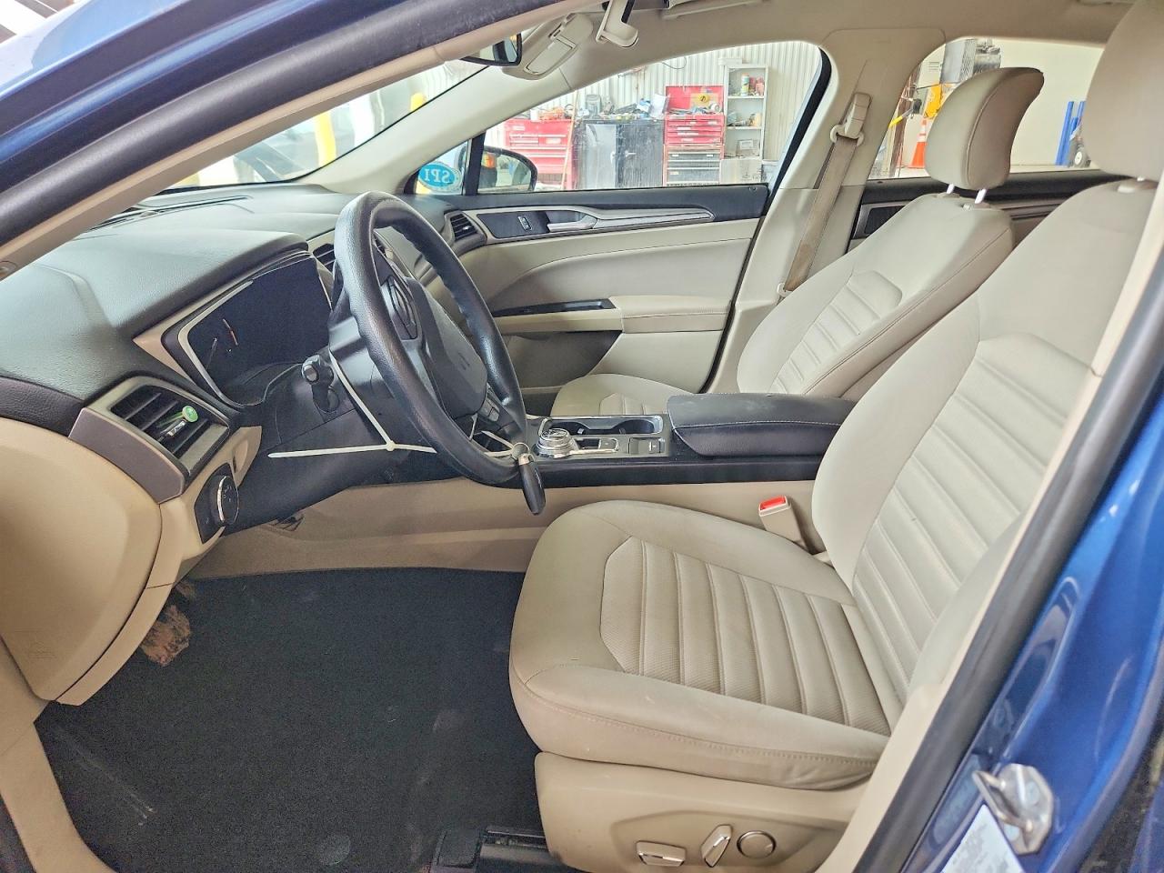 2019 FORD FUSION SE photo 7