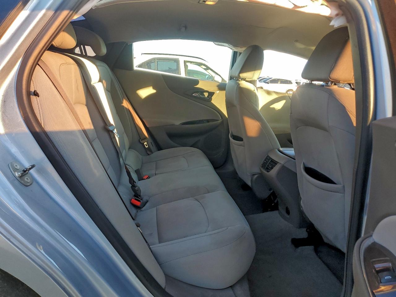 2018 CHEVROLET MALIBU LT photo 10