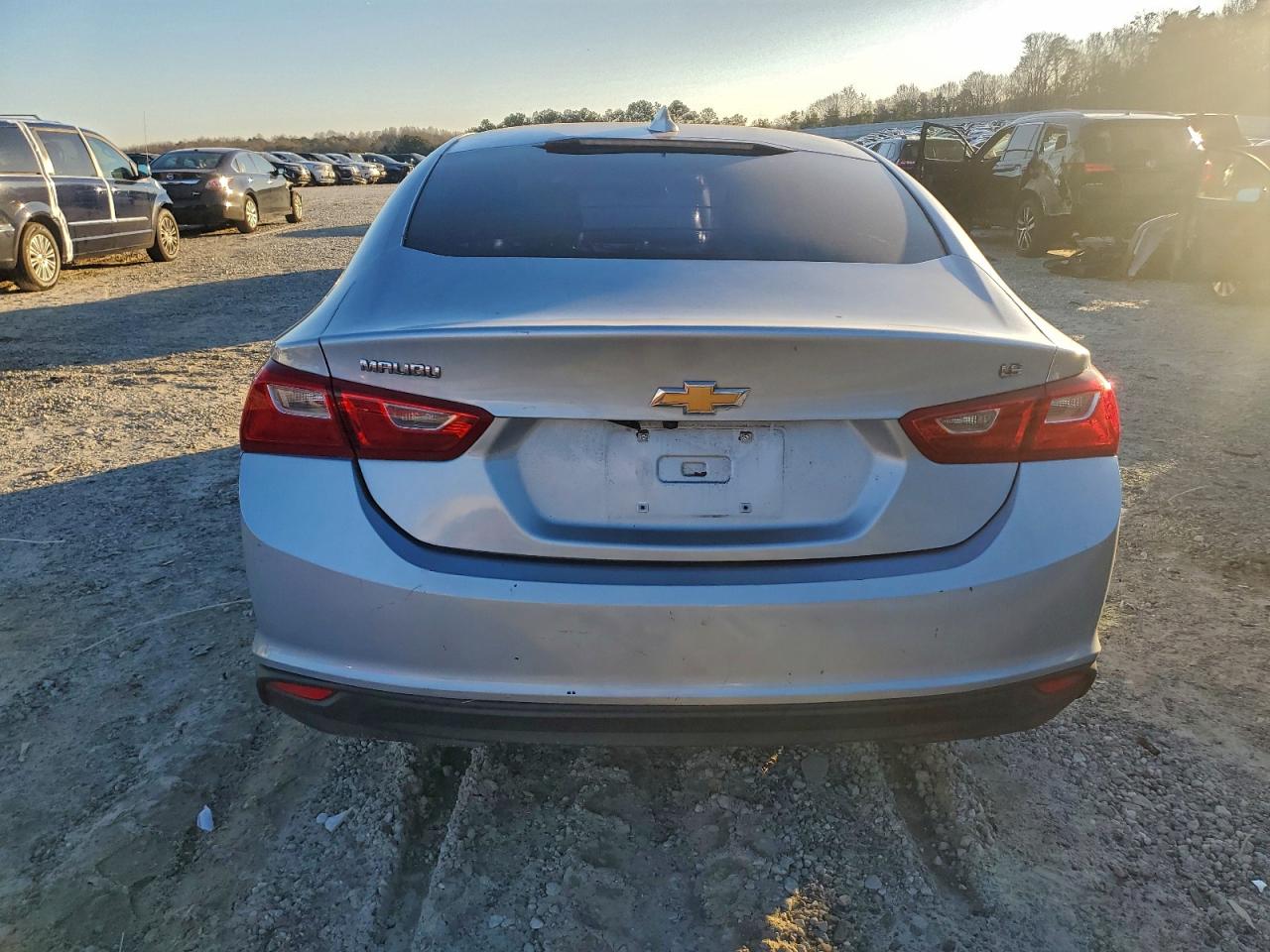 2018 CHEVROLET MALIBU LT photo 6
