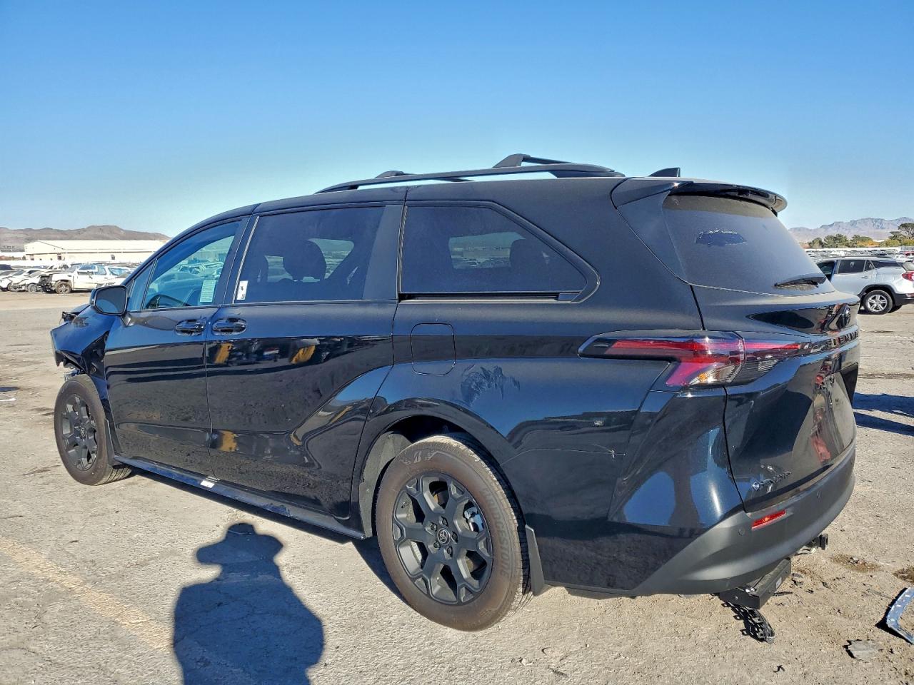 2025 TOYOTA SIENNA XSE photo 2