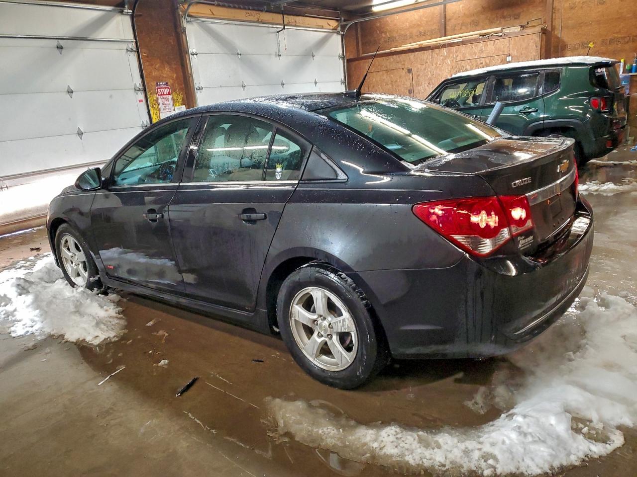 2014 CHEVROLET CRUZE LT photo 2