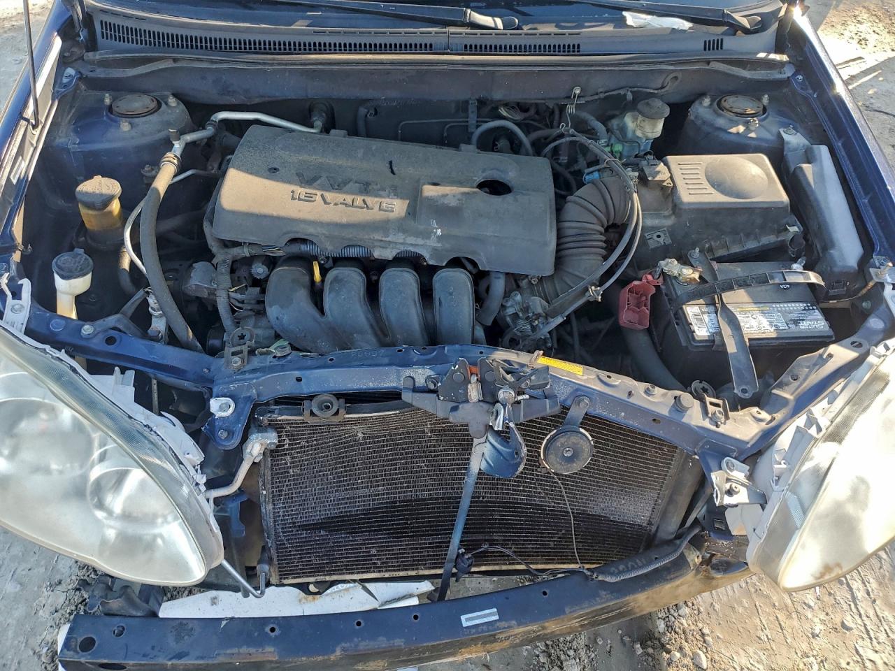 2004 TOYOTA COROLLA CE photo 11