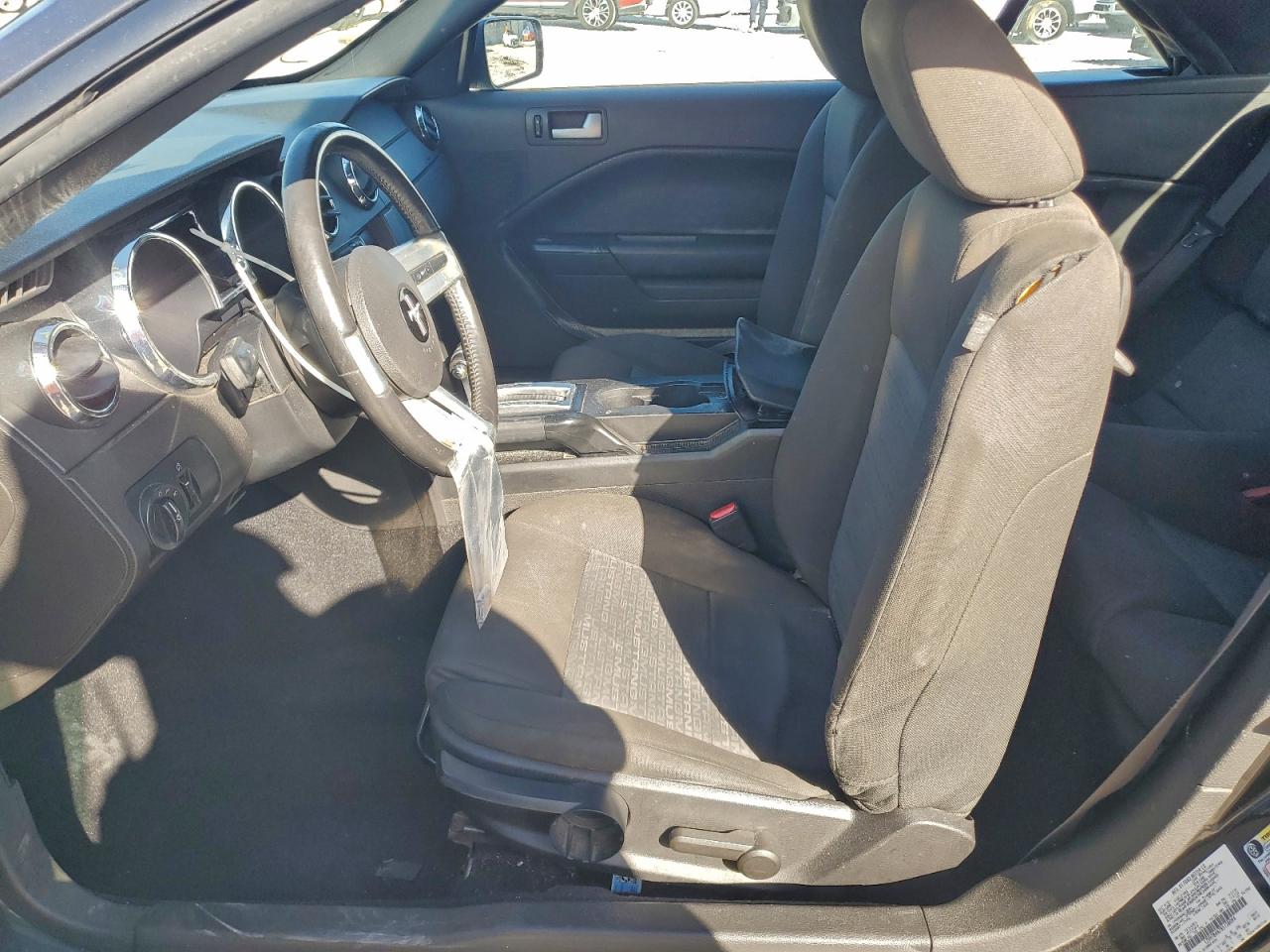 2008 FORD MUSTANG photo 7