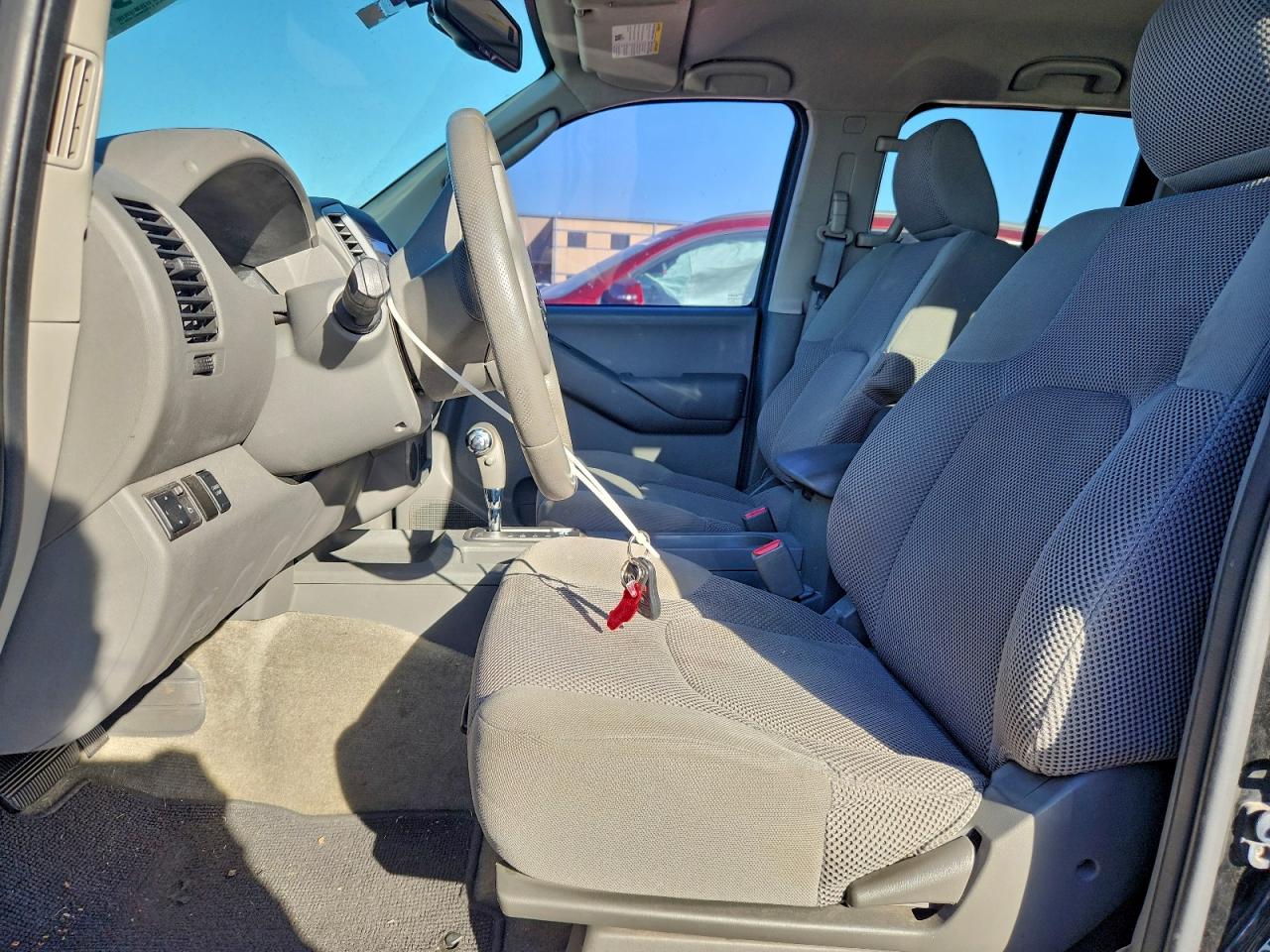 2011 NISSAN FRONTIER S photo 7
