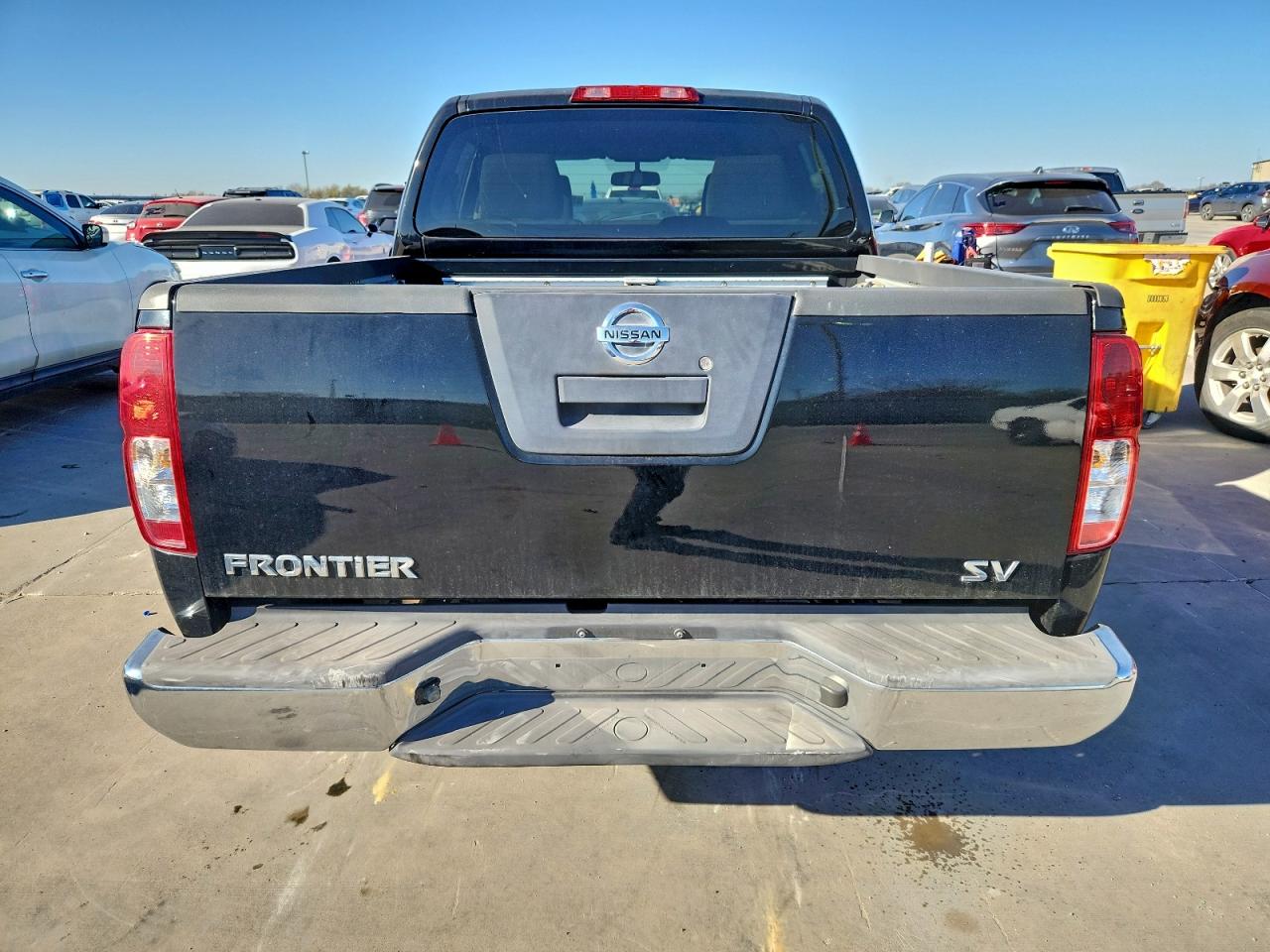 2011 NISSAN FRONTIER S photo 6