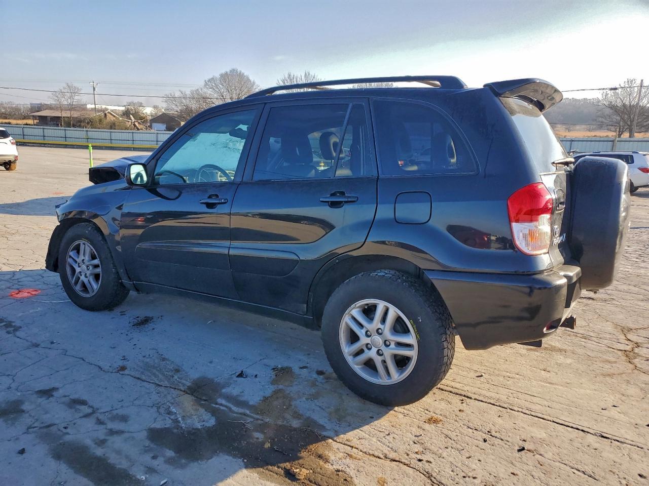 2002 TOYOTA RAV4 photo 2