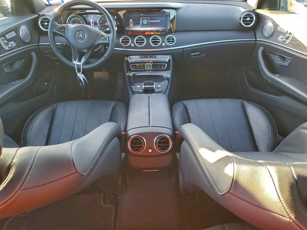 2017 MERCEDES-BENZ E 300 photo 8