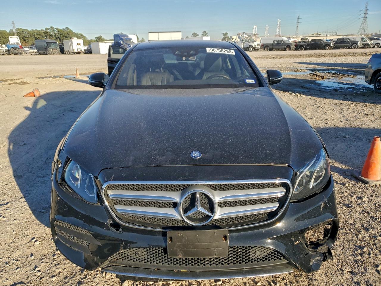 2017 MERCEDES-BENZ E 300 photo 5
