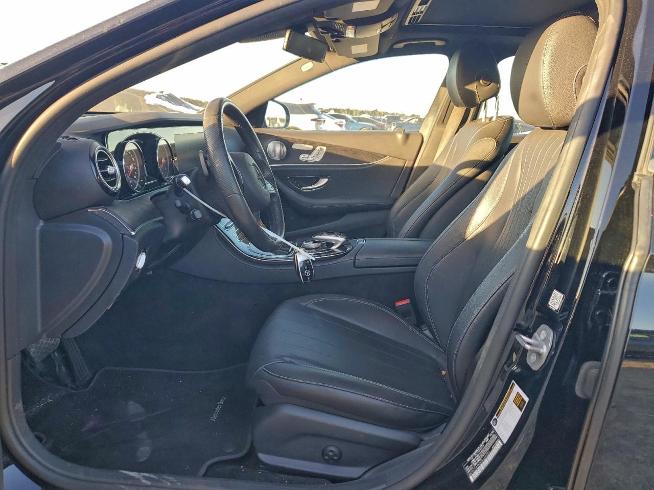 2017 MERCEDES-BENZ E 300 photo 7