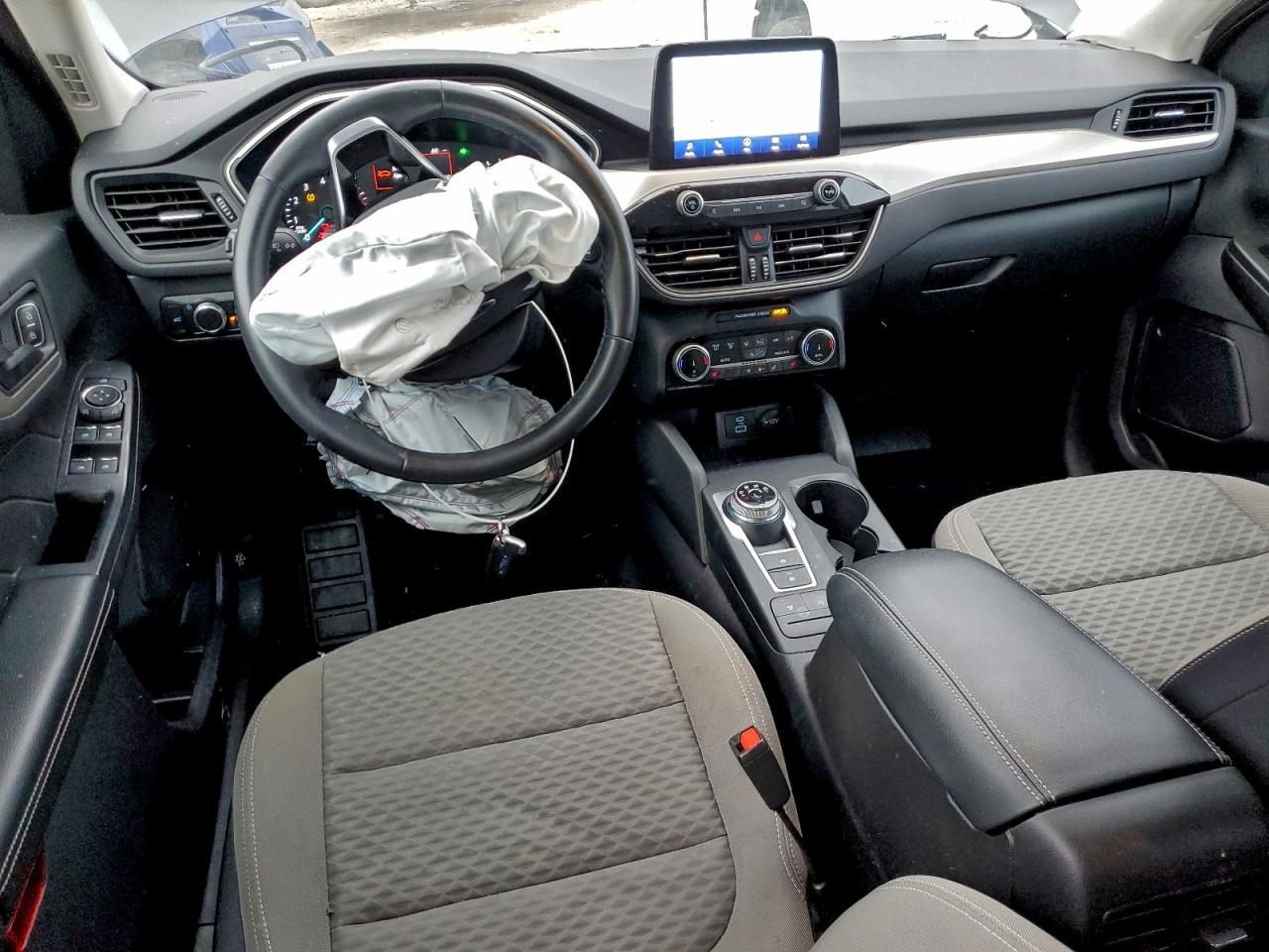 2022 FORD ESCAPE SE photo 8