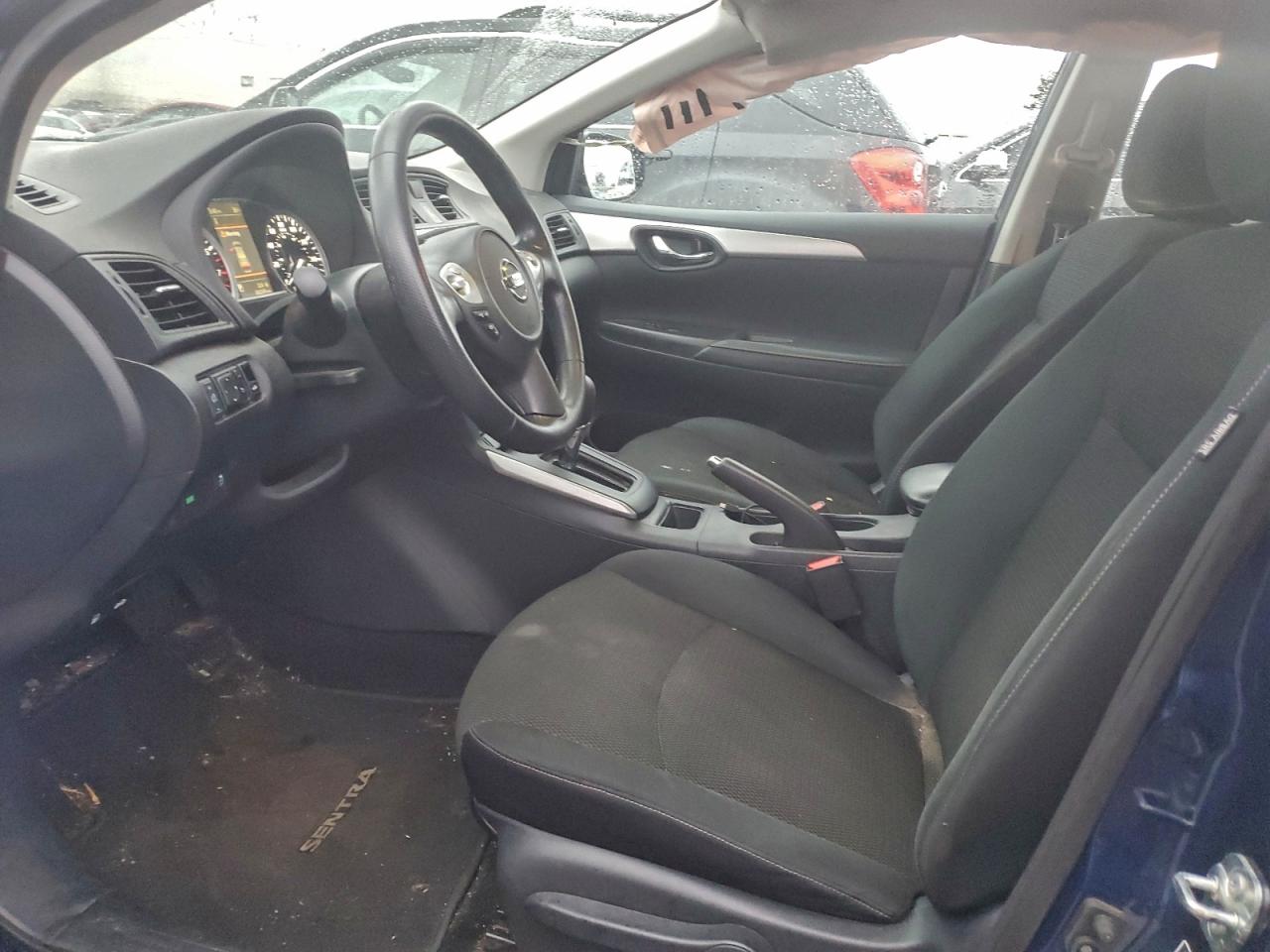 2019 NISSAN SENTRA S photo 7