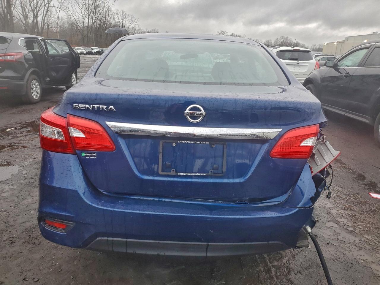 2019 NISSAN SENTRA S photo 6