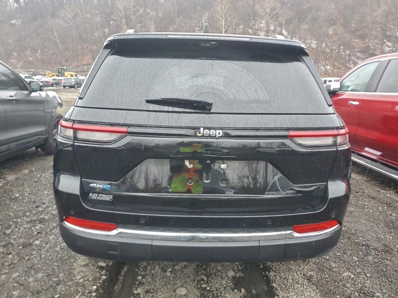 2023 JEEP GRAND CHEROKEE LIMITED 4XE photo 6