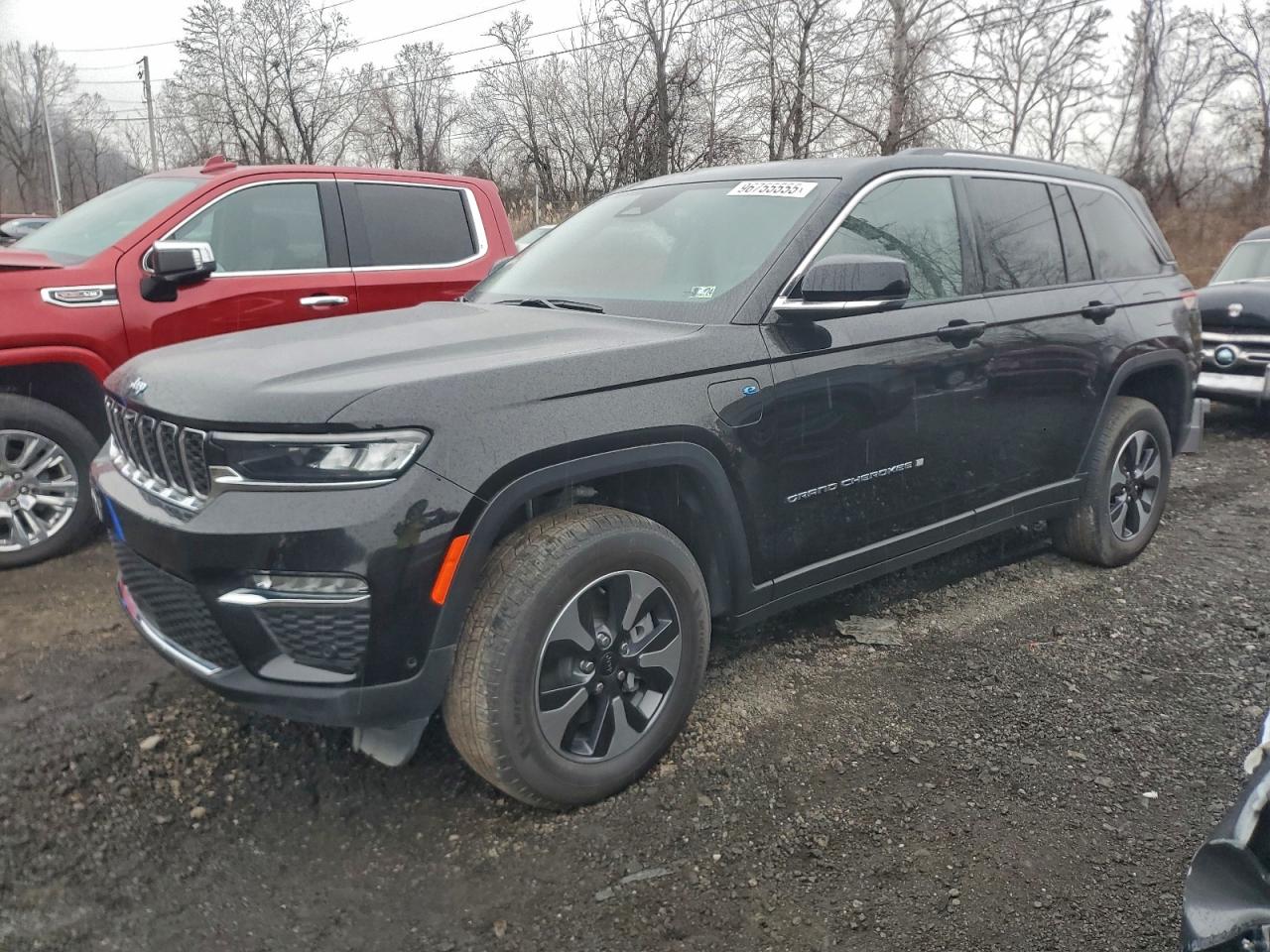2023 JEEP GRAND CHEROKEE