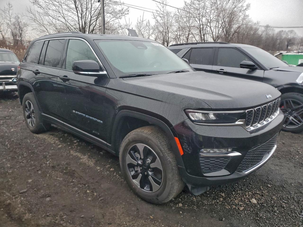 2023 JEEP GRAND CHEROKEE LIMITED 4XE photo 4