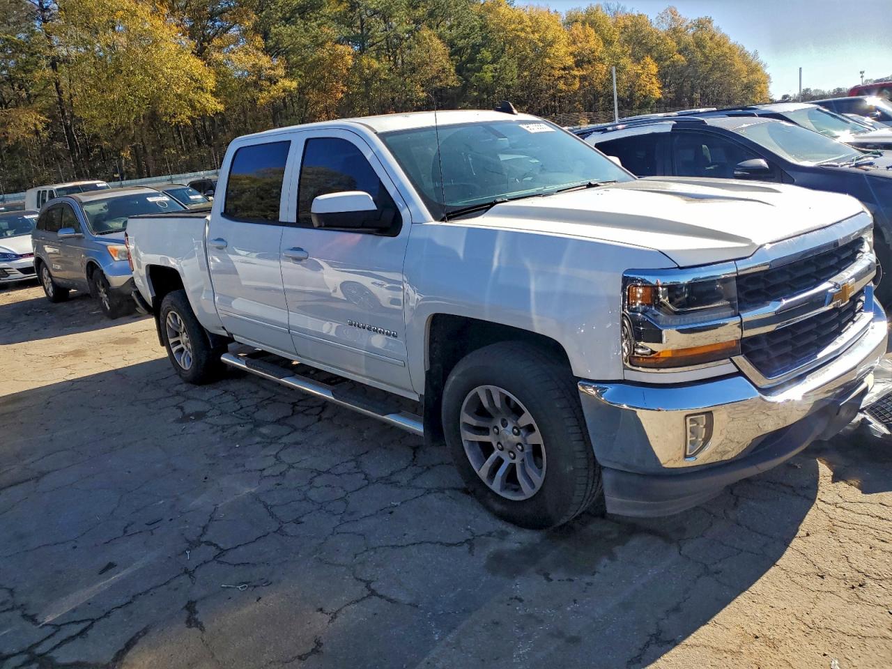 2018 CHEVROLET SILVERADO C1500 LT photo 4