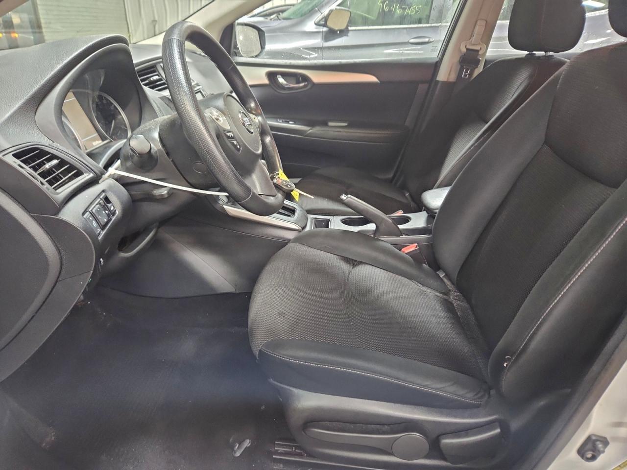 2019 NISSAN SENTRA S photo 7