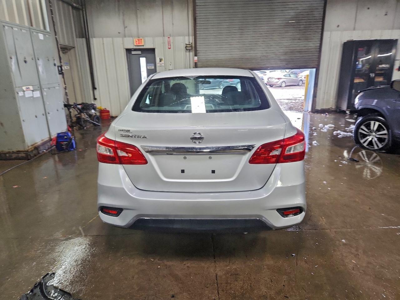 2019 NISSAN SENTRA S photo 6
