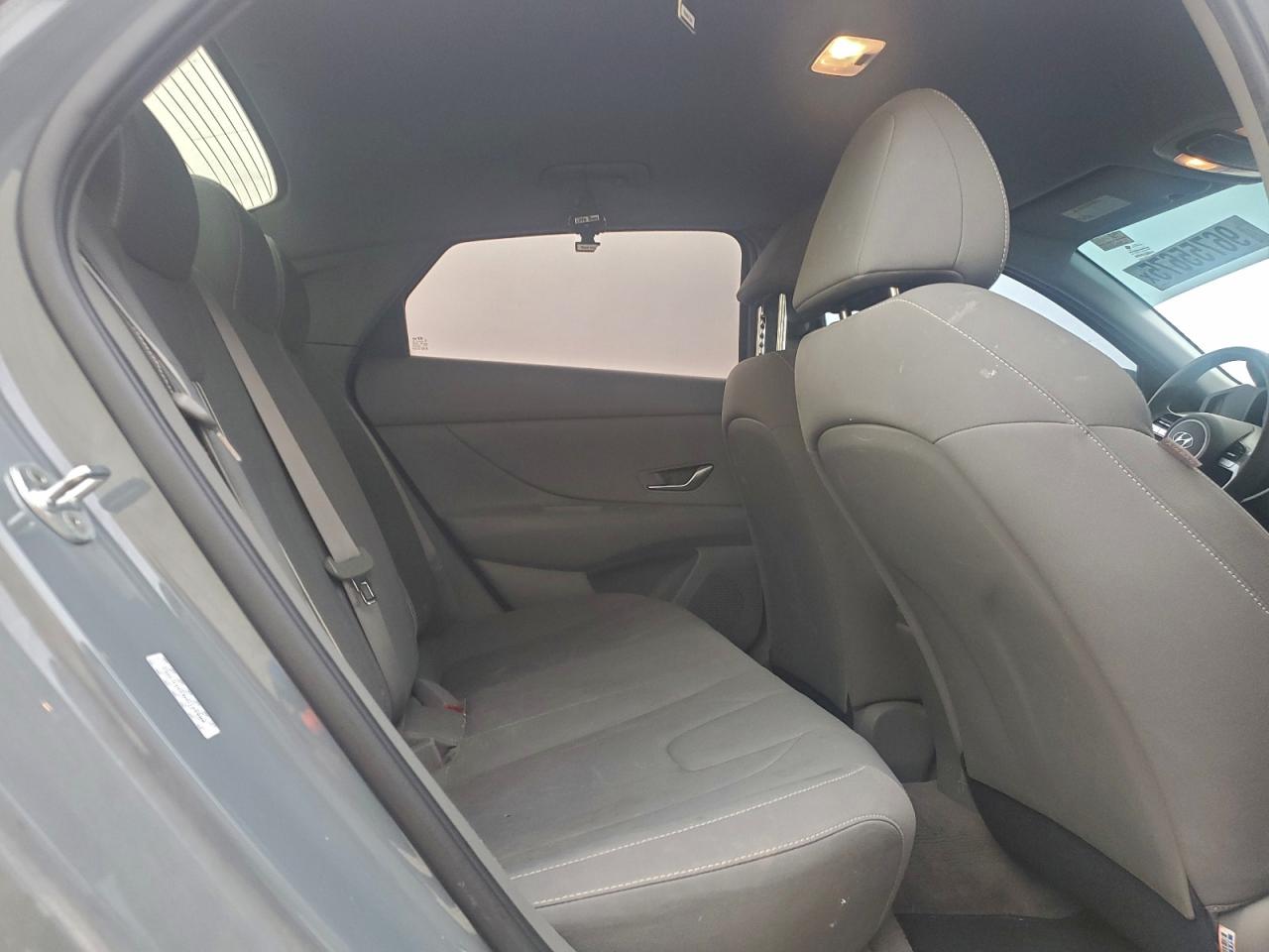 2021 HYUNDAI ELANTRA SEL photo 10