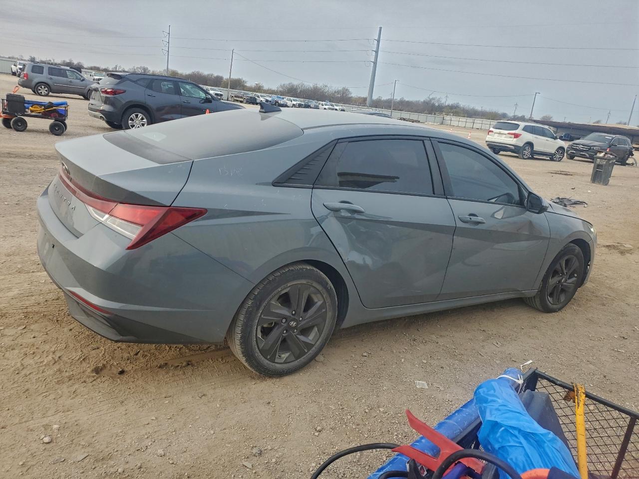 2021 HYUNDAI ELANTRA SEL photo 3