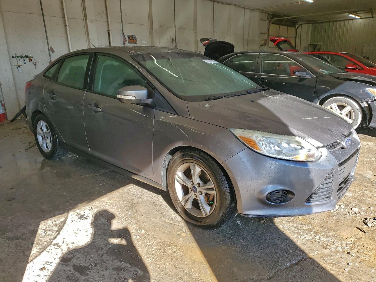 2014 FORD FOCUS SE photo 4