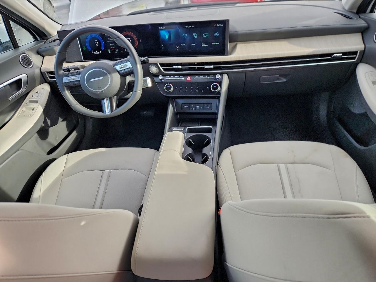 2025 HYUNDAI SONATA HYBRID photo 15