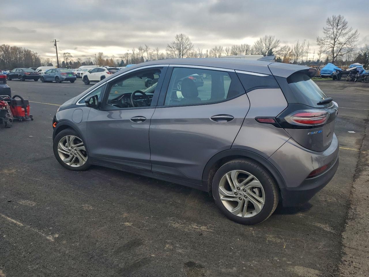 2023 CHEVROLET BOLT EV 1LT photo 4