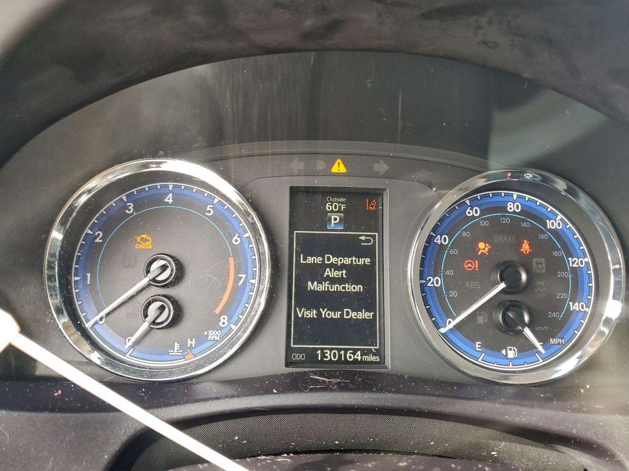 2017 TOYOTA COROLLA L photo 17
