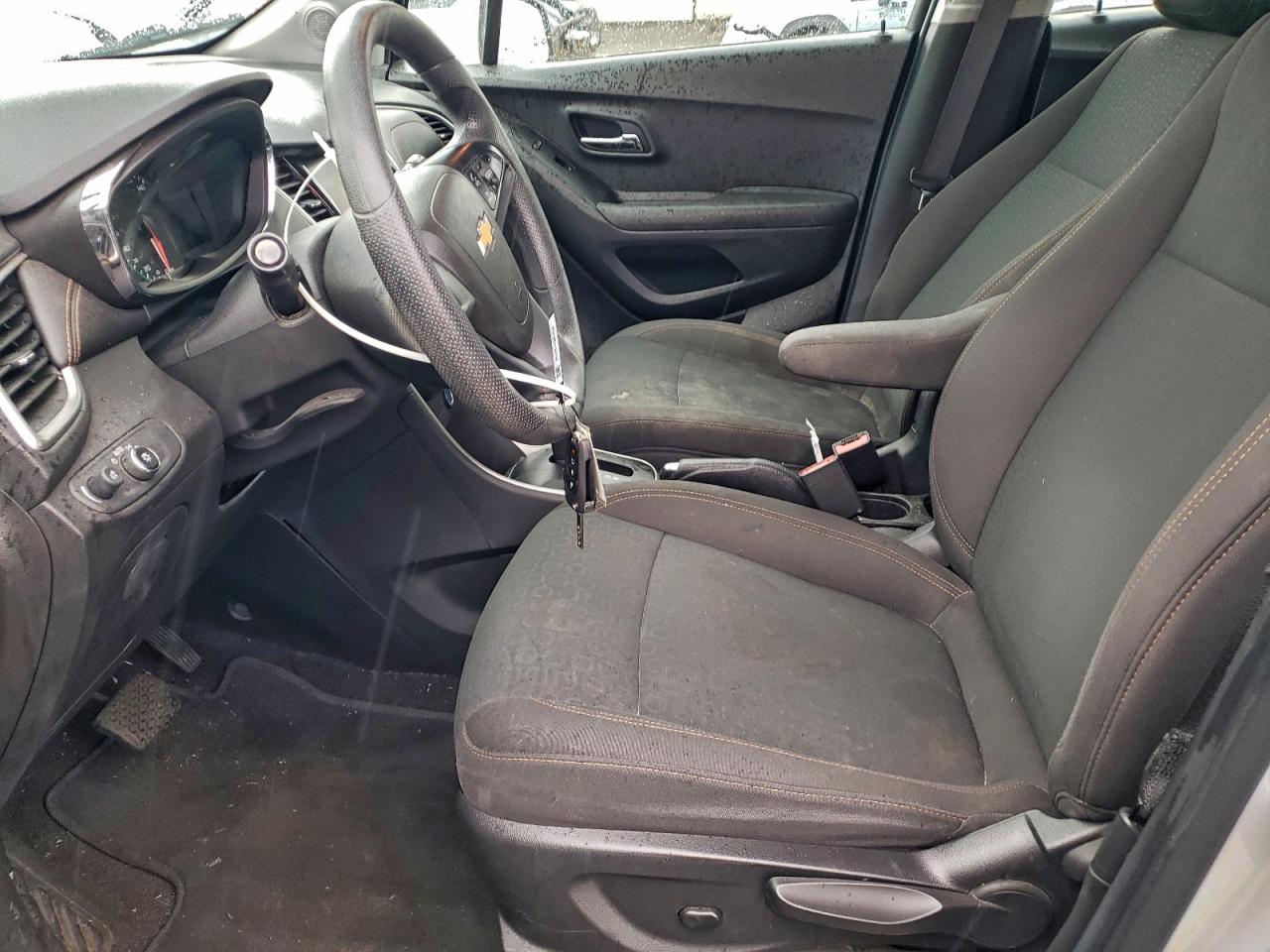 2020 CHEVROLET TRAX LS photo 19