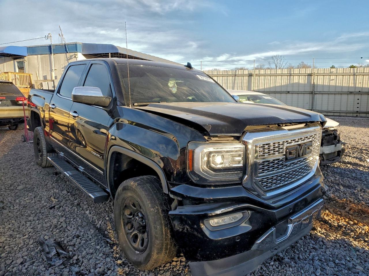 2017 GMC SIERRA C1500 DENALI photo 7