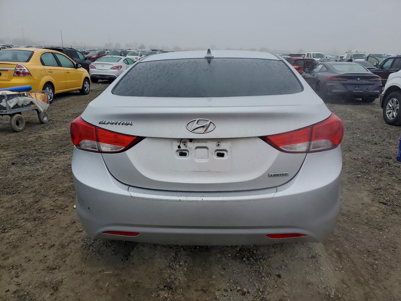 2012 HYUNDAI ELANTRA GLS photo 11