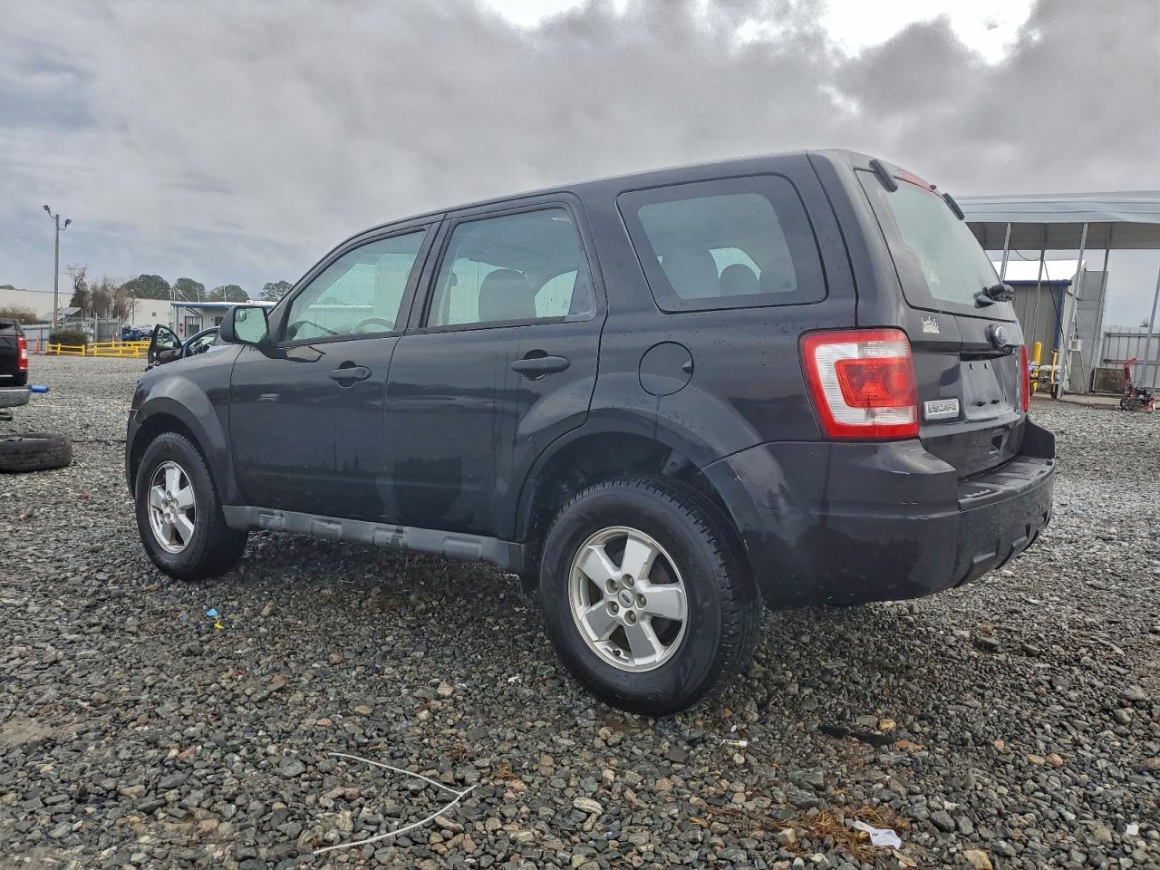 2012 FORD ESCAPE XLS photo 3