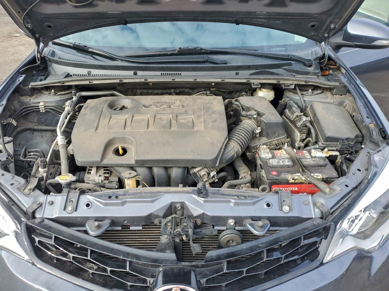 2014 TOYOTA COROLLA L photo 11