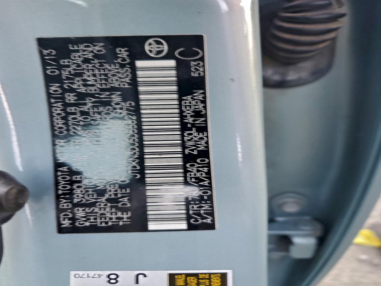 2013 TOYOTA PRIUS photo 12