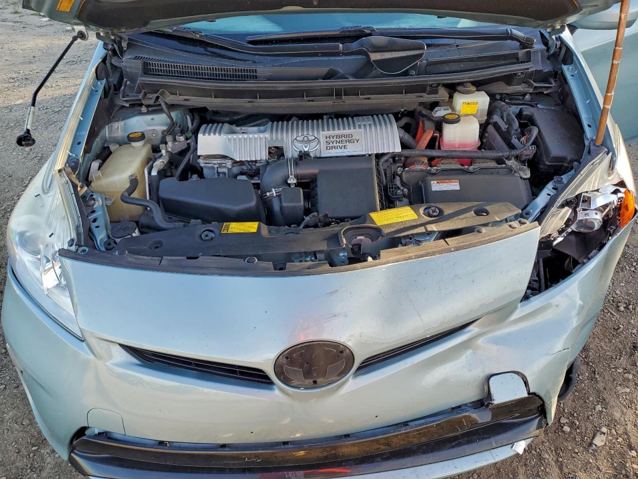 2013 TOYOTA PRIUS photo 11