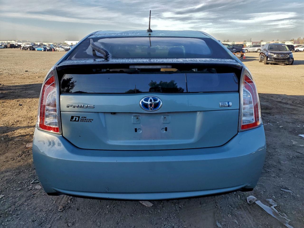 2013 TOYOTA PRIUS photo 6