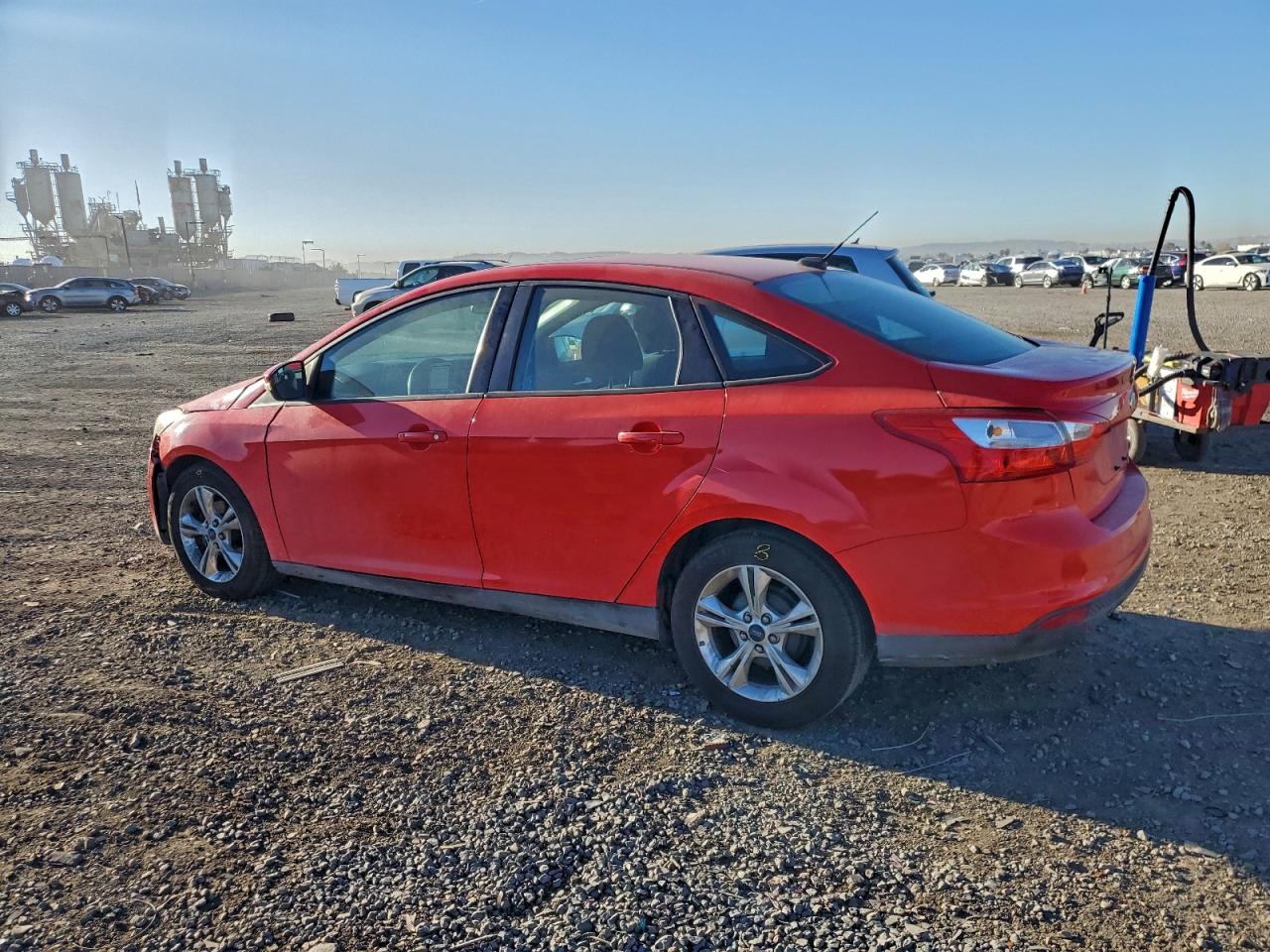 2013 FORD FOCUS SE photo 2