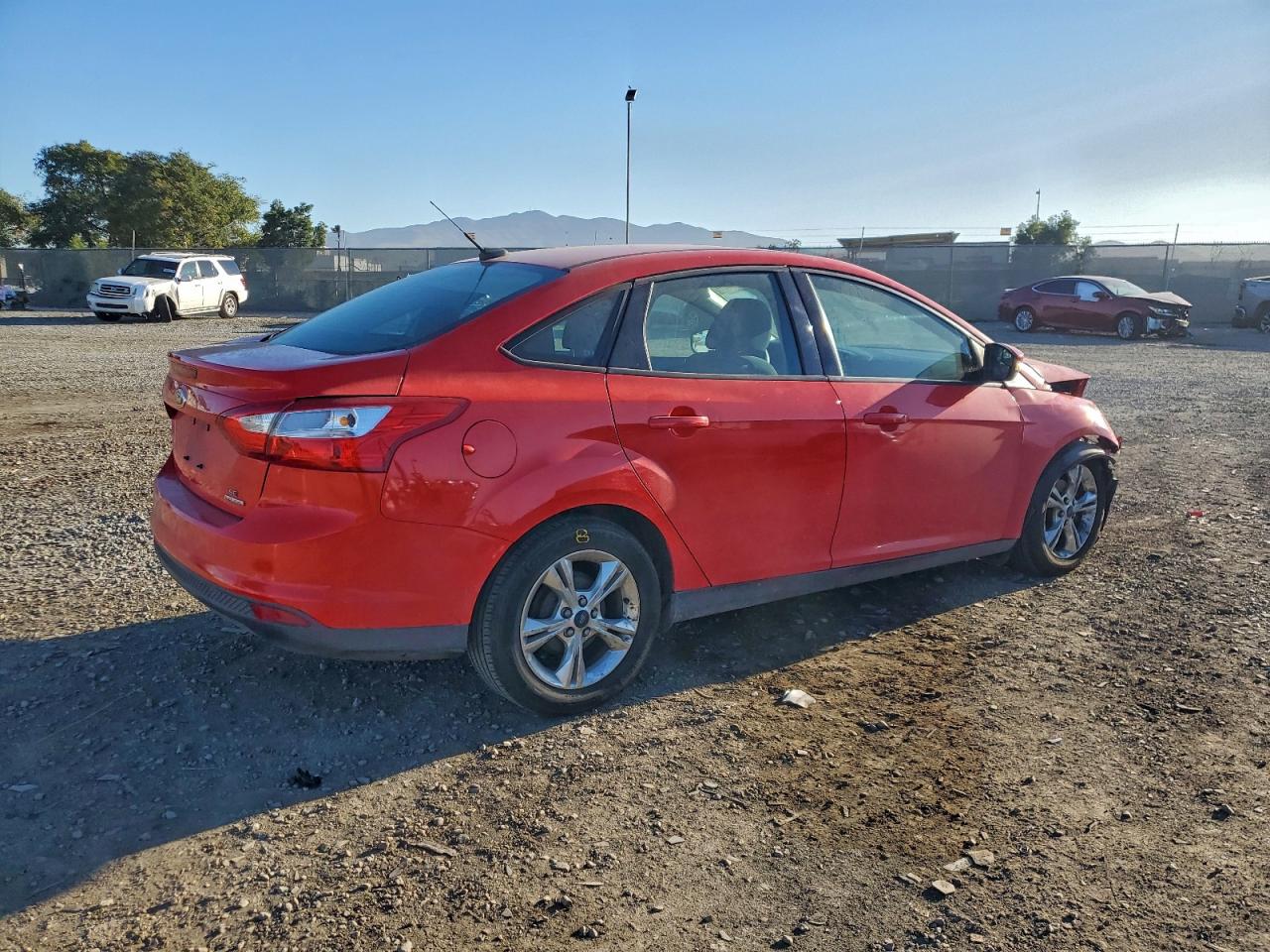 2013 FORD FOCUS SE photo 3