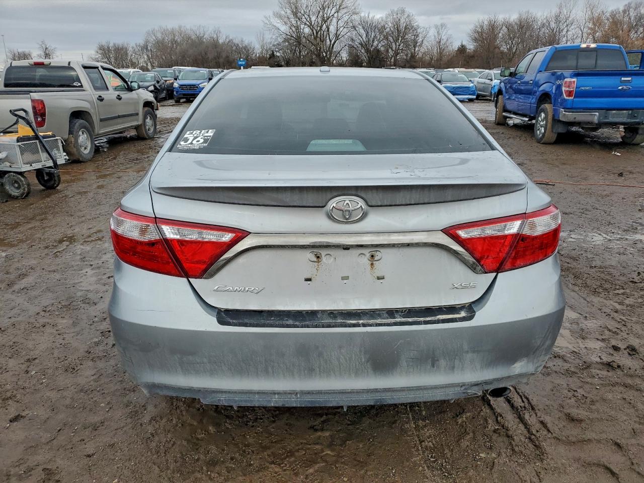 2016 TOYOTA CAMRY LE photo 6