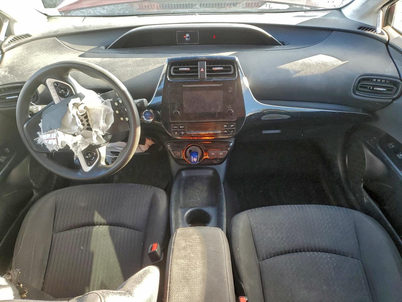 2016 TOYOTA PRIUS photo 8